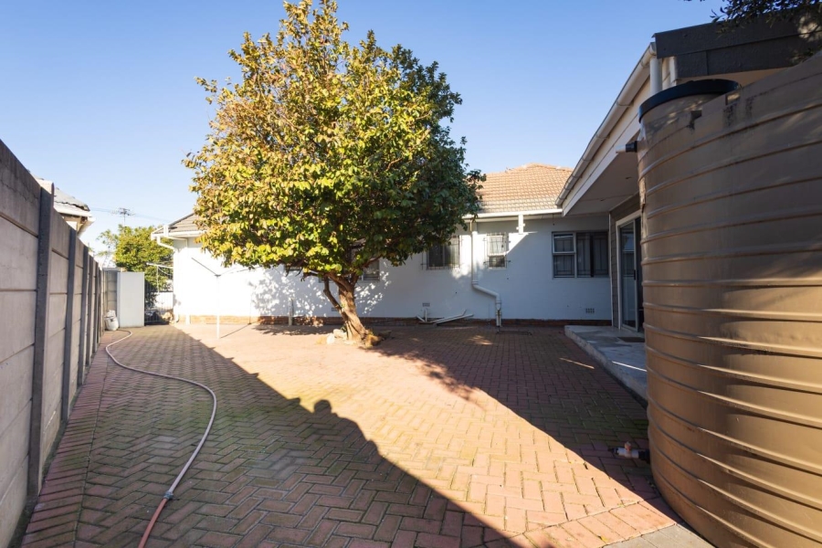 To Let 3 Bedroom Property for Rent in Fairfield Estate Western Cape